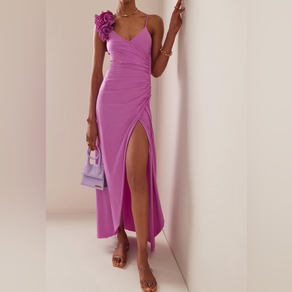 MAYGEL CORONEL purple
Selena Ruffled Maxi Dress